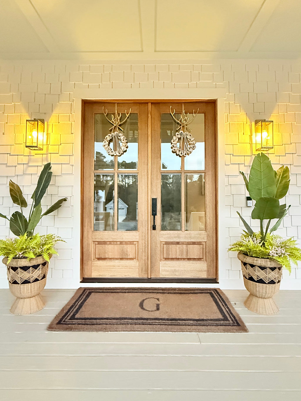 Oyster Wreath- Natural & Gold